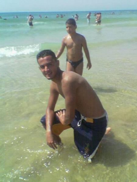 je sui o plage d'achkar a tanger  ilé tré joli